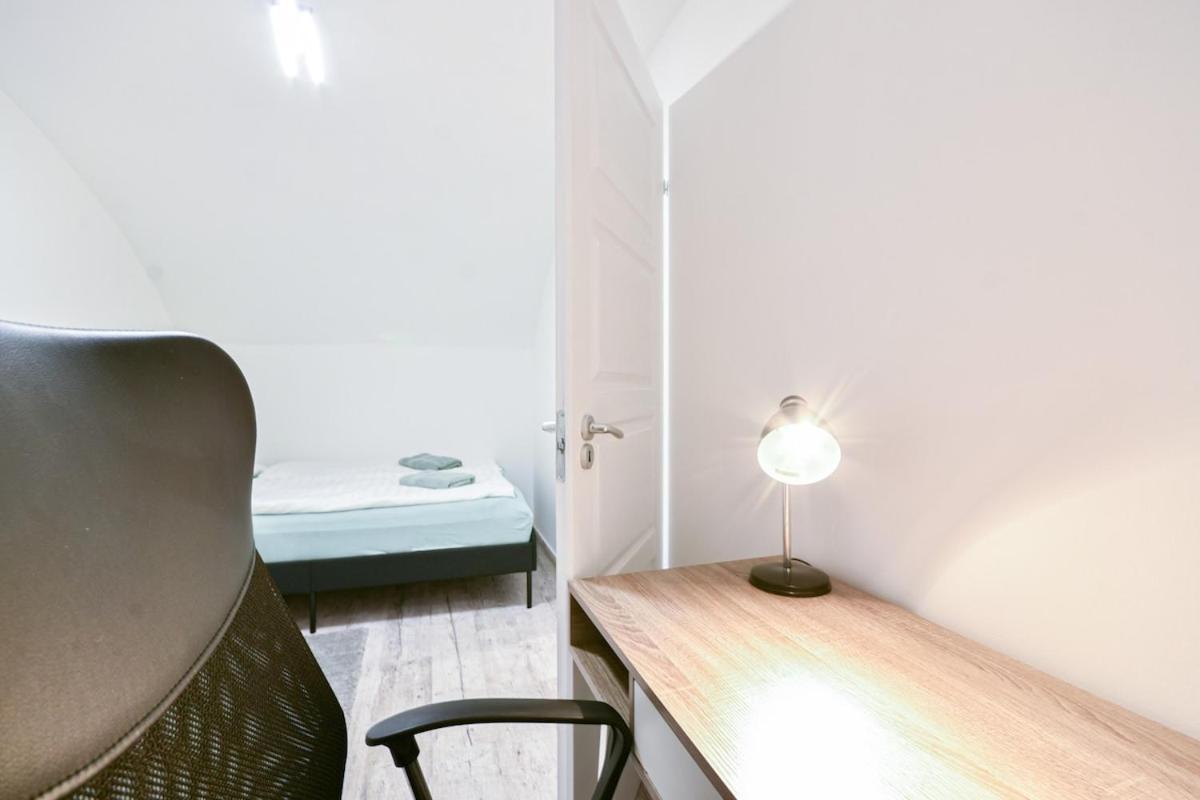 Apartment Madman's Labyrinth By Nw *
