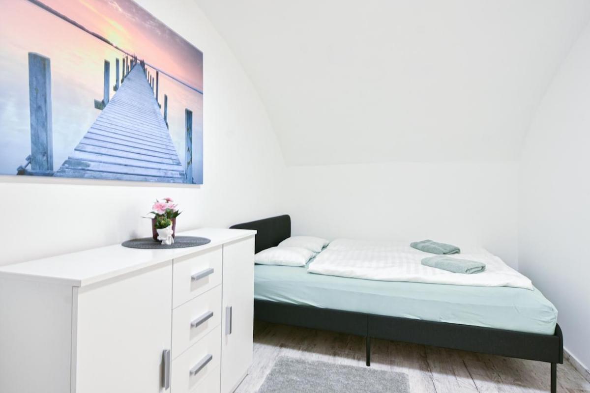 Madman's Labyrinth By Nw Apartment
